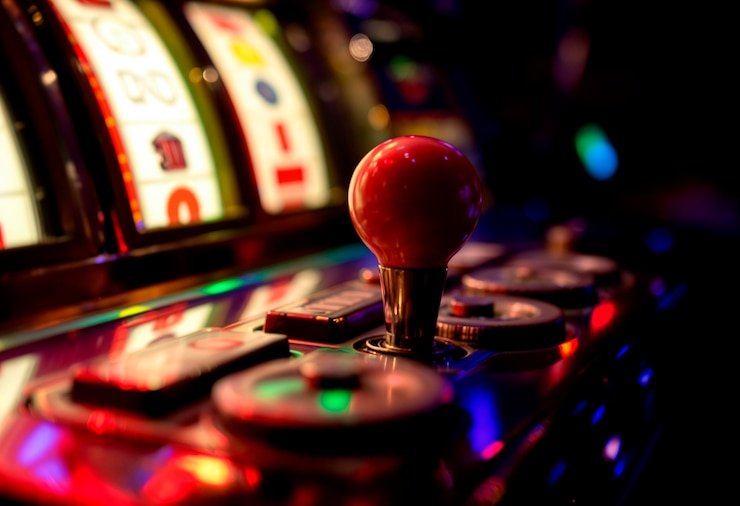 Antarmuka aplikasi arena88 menampilkan live casino dan menu sportsbook di smartphone